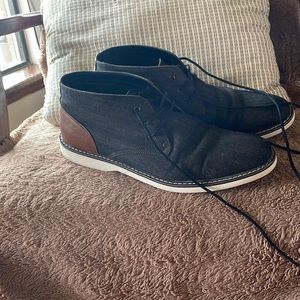 Steve Madden Men’s M-Dolyn Chukka Boot size 11M - good lightly used condition